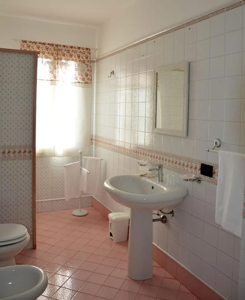 Archimede B&B Terrasini 0*,